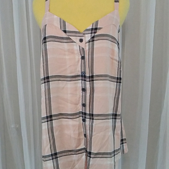 Torrid Size 00 Top Sleeveless Plus Size Blouse - Picture 5 of 8